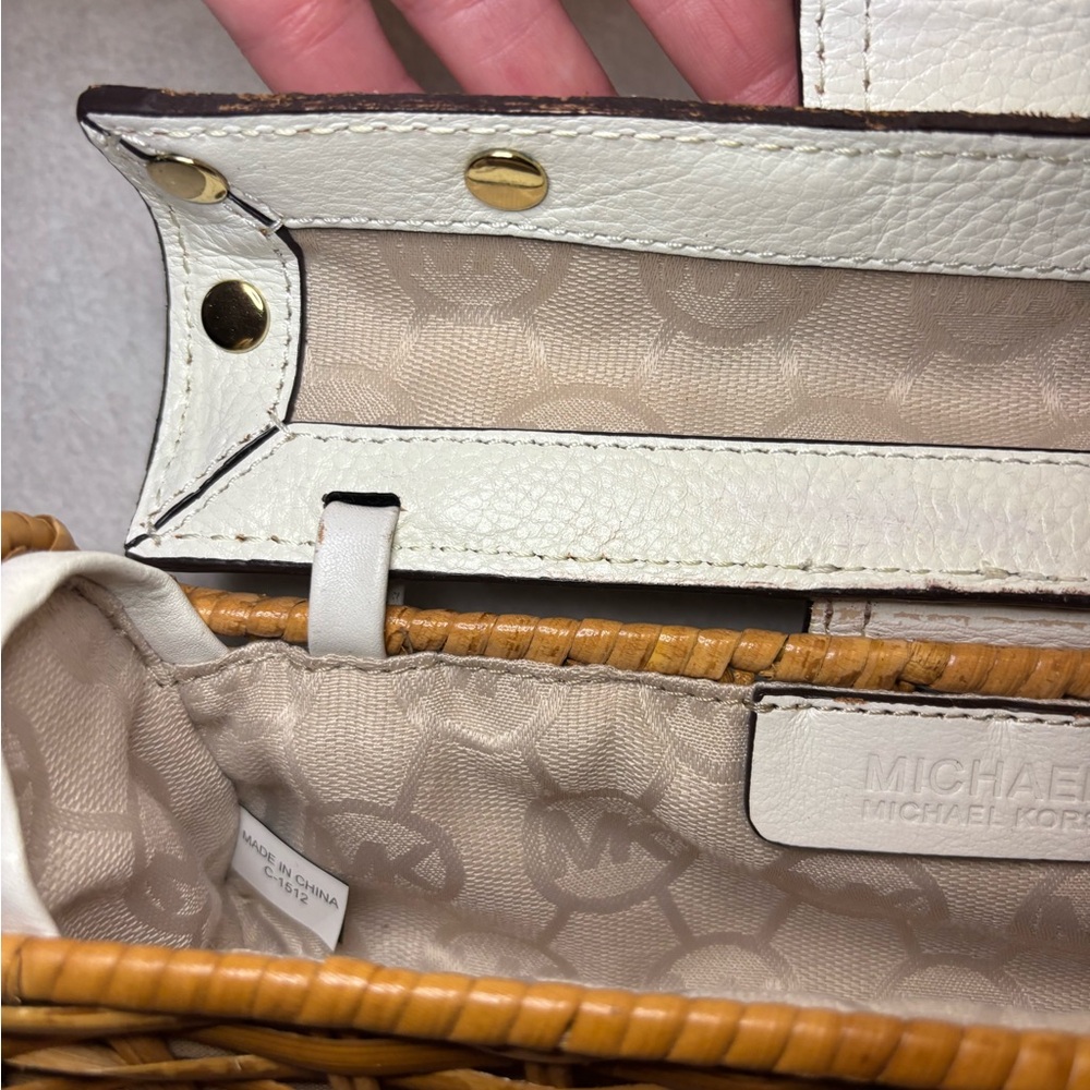 Micheal Michael Kors White and Tan Rattan Clutch EUC - Picture 8 of 12